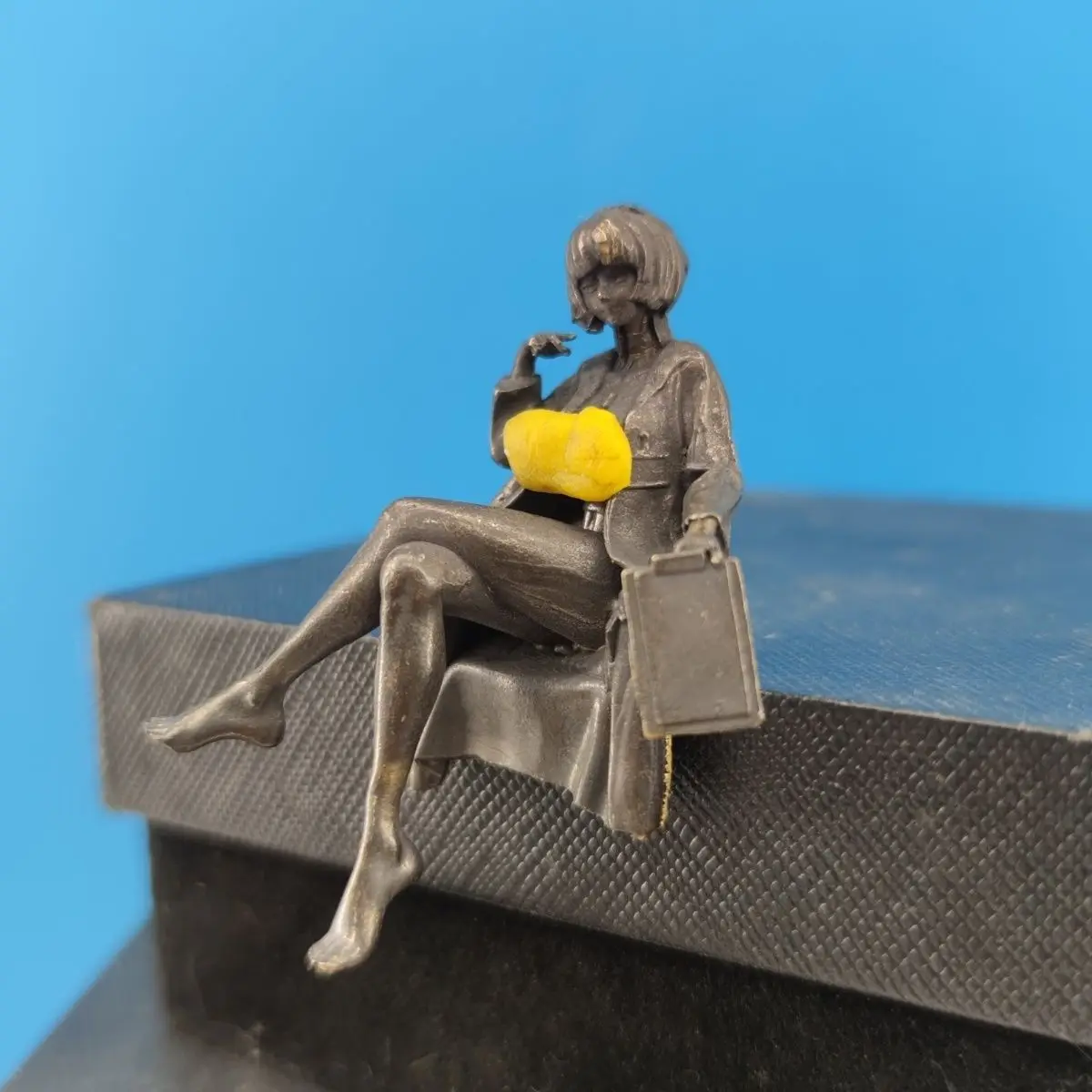 6cm Antique Brass Female Docto - огляд і ціна Medical Lab Officer