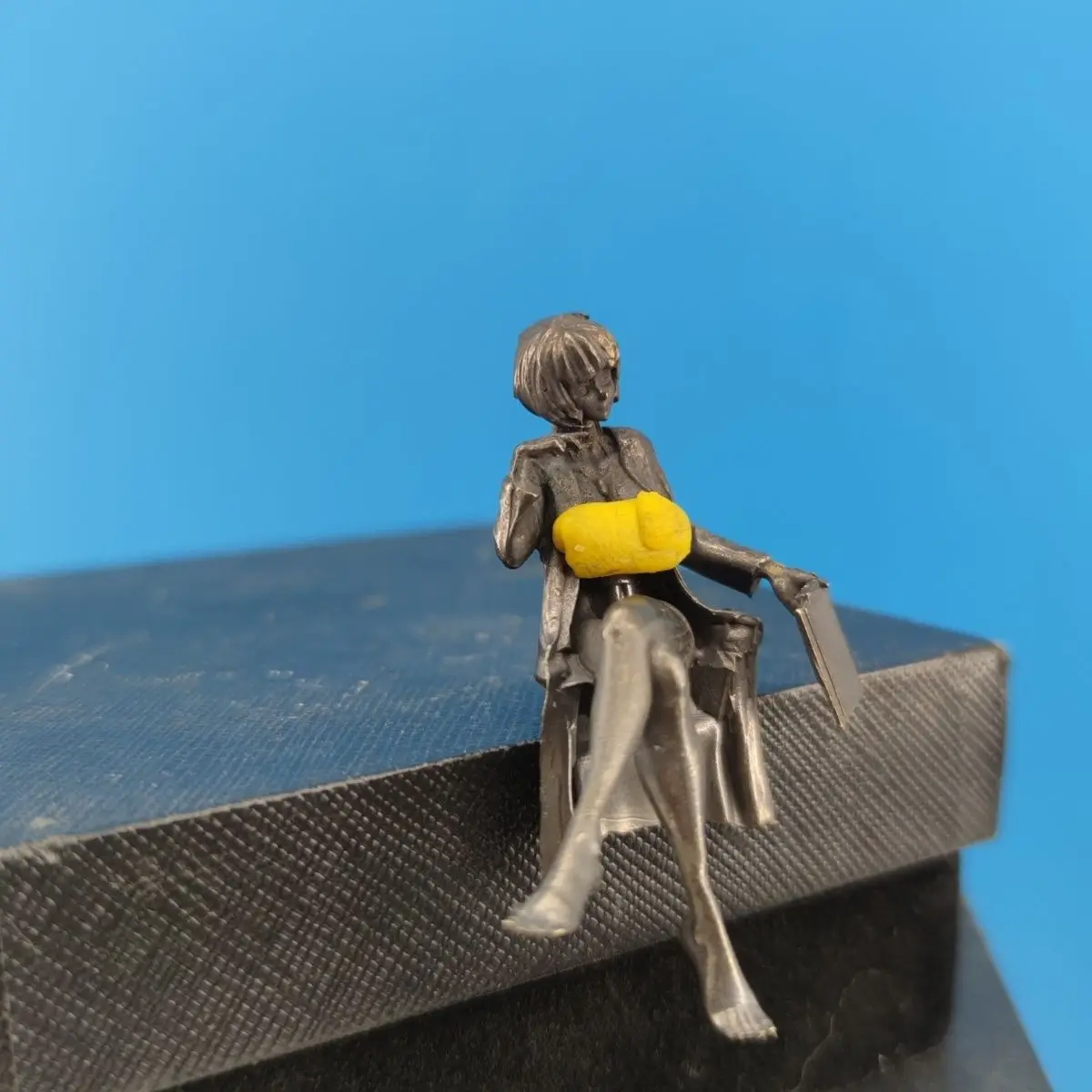 6cm Antique Brass Female Docto - огляд і ціна Medical Lab Officer